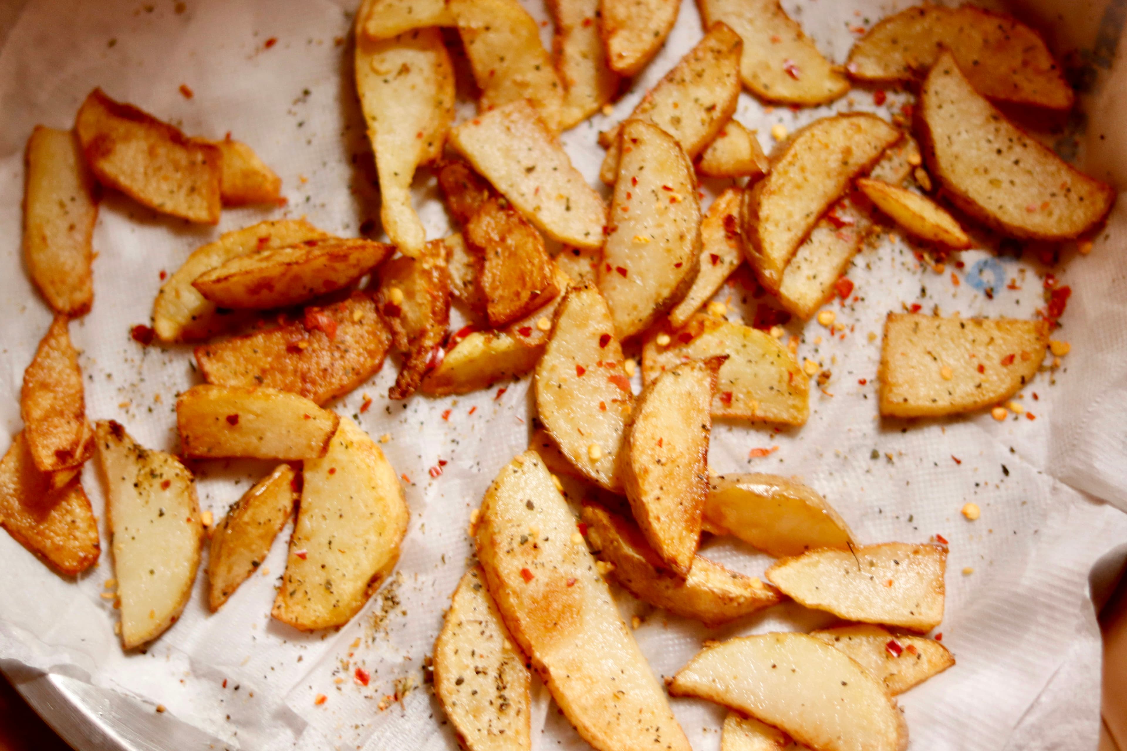 Skin-on potato wedges