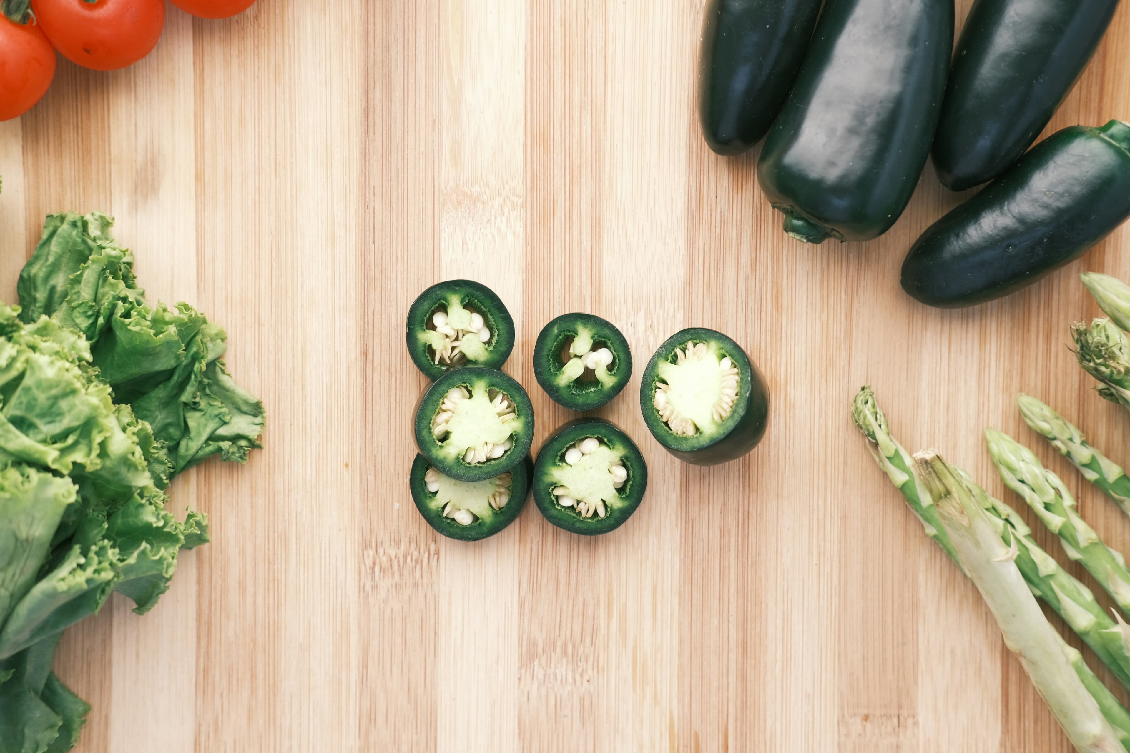Sliced jalapeño rings